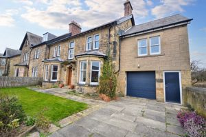 Front external- click for photo gallery
